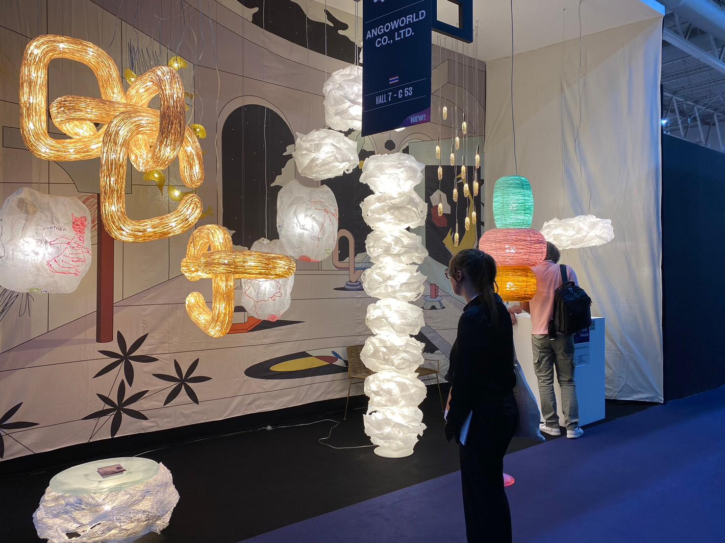 Transcendence-Stehlampe von Ango, handgefertigte skulpturale Stehlampe (21. Jahrhundert und zeitgenössisch) im Angebot