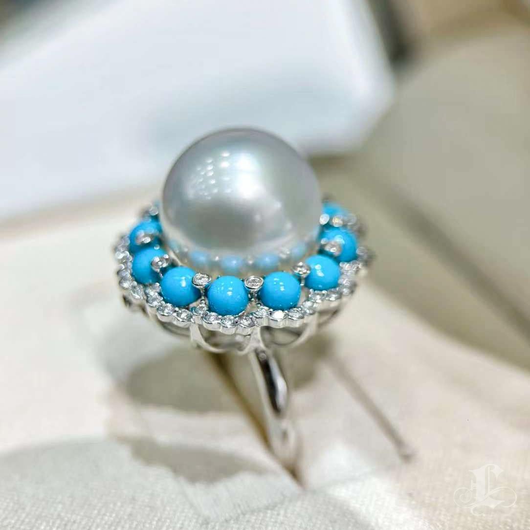 【Caelmare】Halo Bloom Convertible South Sea Pearl & Turquoise Ring-Pendand For Sale 4