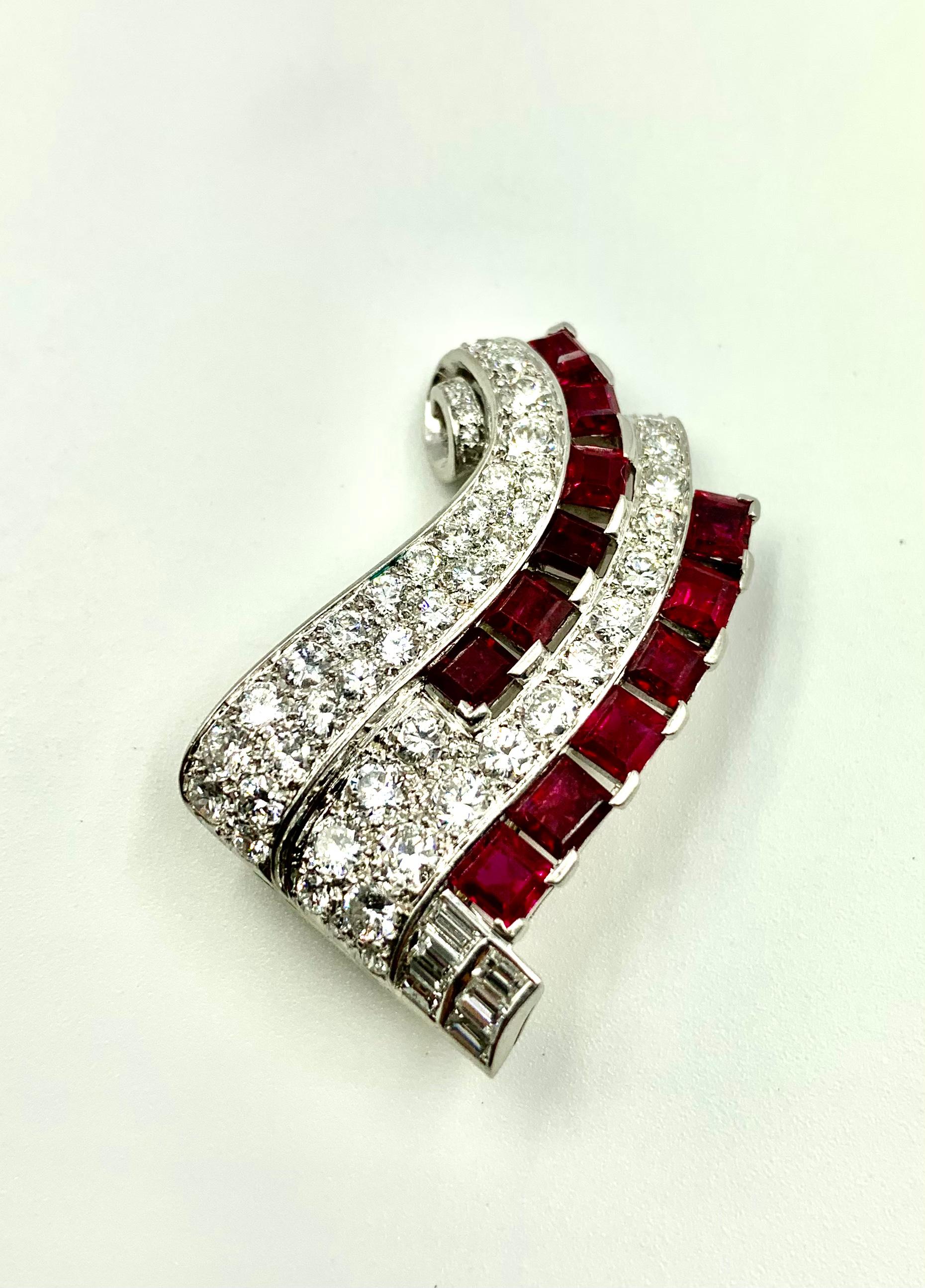 Transformable Art Deco Period Diamond Ruby Platinum Pendant, Clip Brooch In Good Condition For Sale In New York, NY