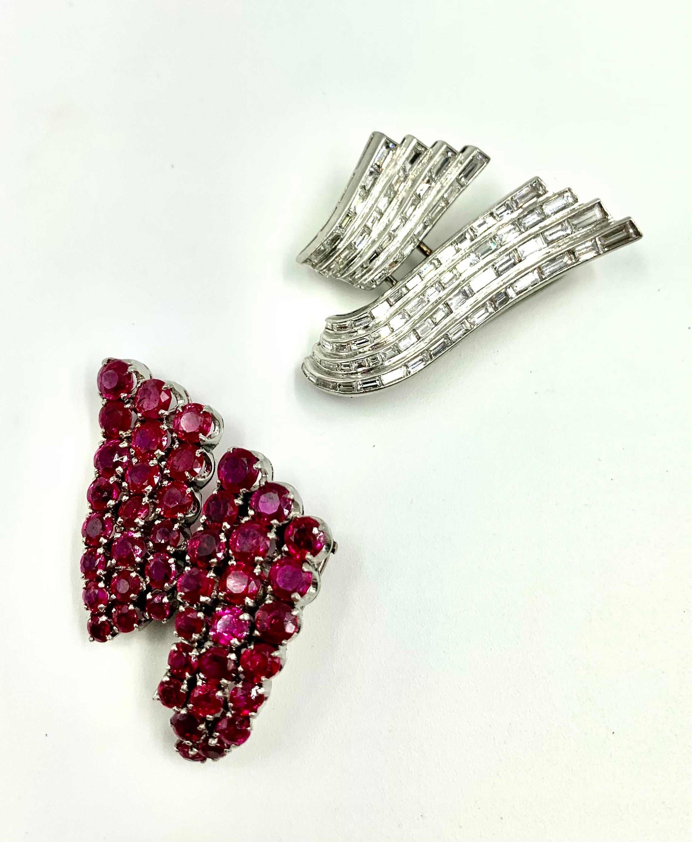 Transformable Drayson London Art Deco Platinum Diamond Ruby Wings Pendant Brooch For Sale 2