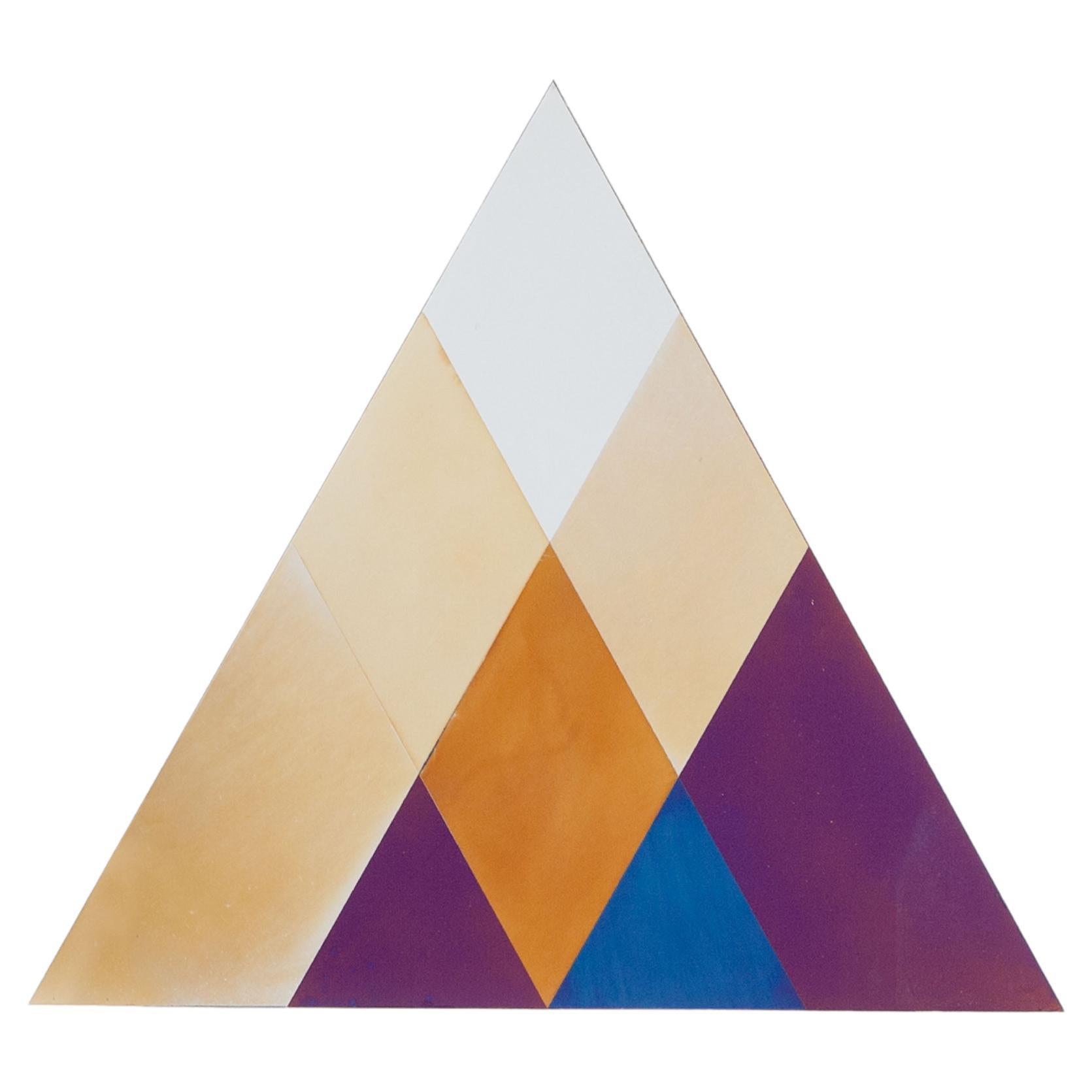 Petit miroir triangulaire translucide en vente