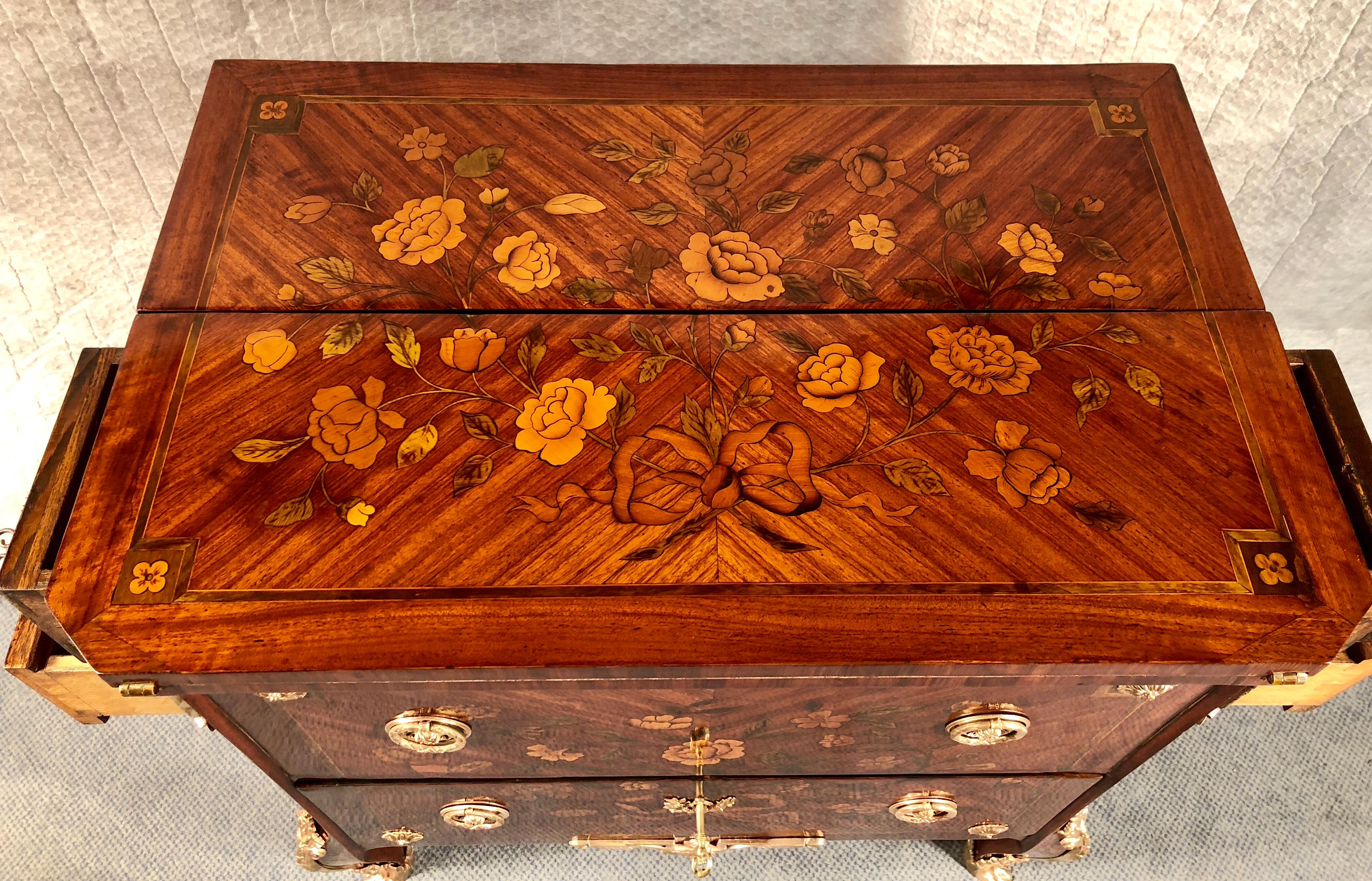 French Antique Transformation Chest of Drawers, circa 1800 2