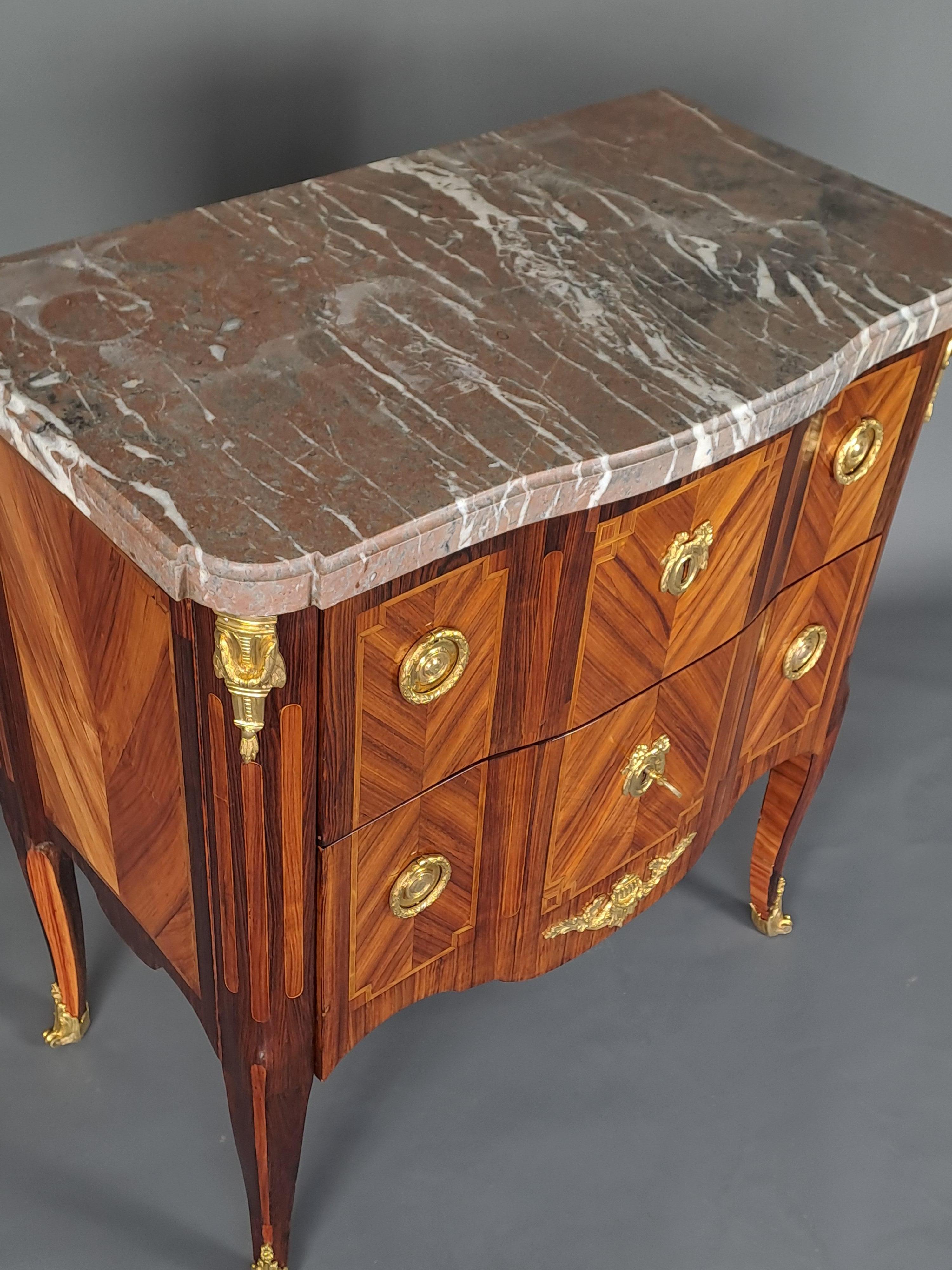 Commode di transizione con timbro Jean-Baptiste I. Tuart in vendita 4