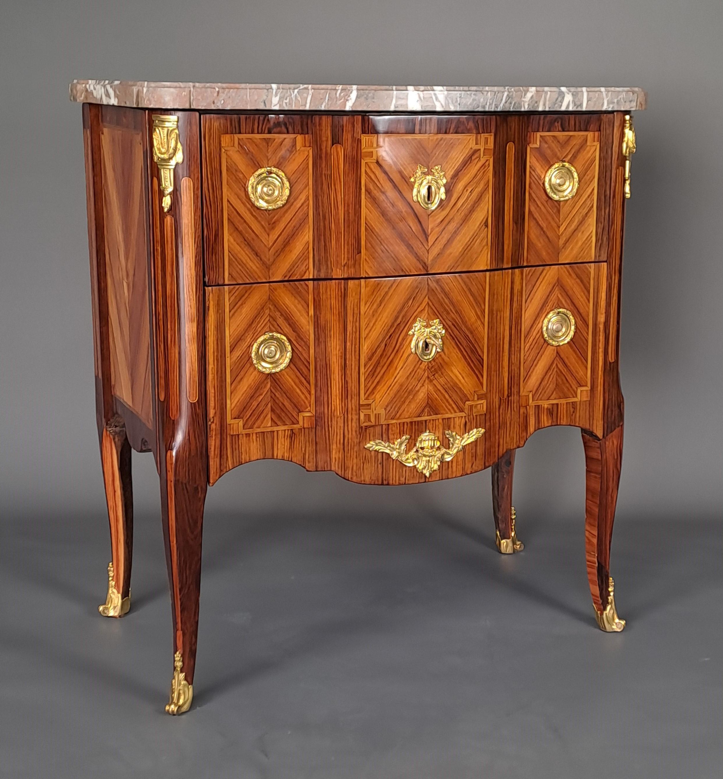 Commode di transizione con timbro Jean-Baptiste I. Tuart in vendita 5