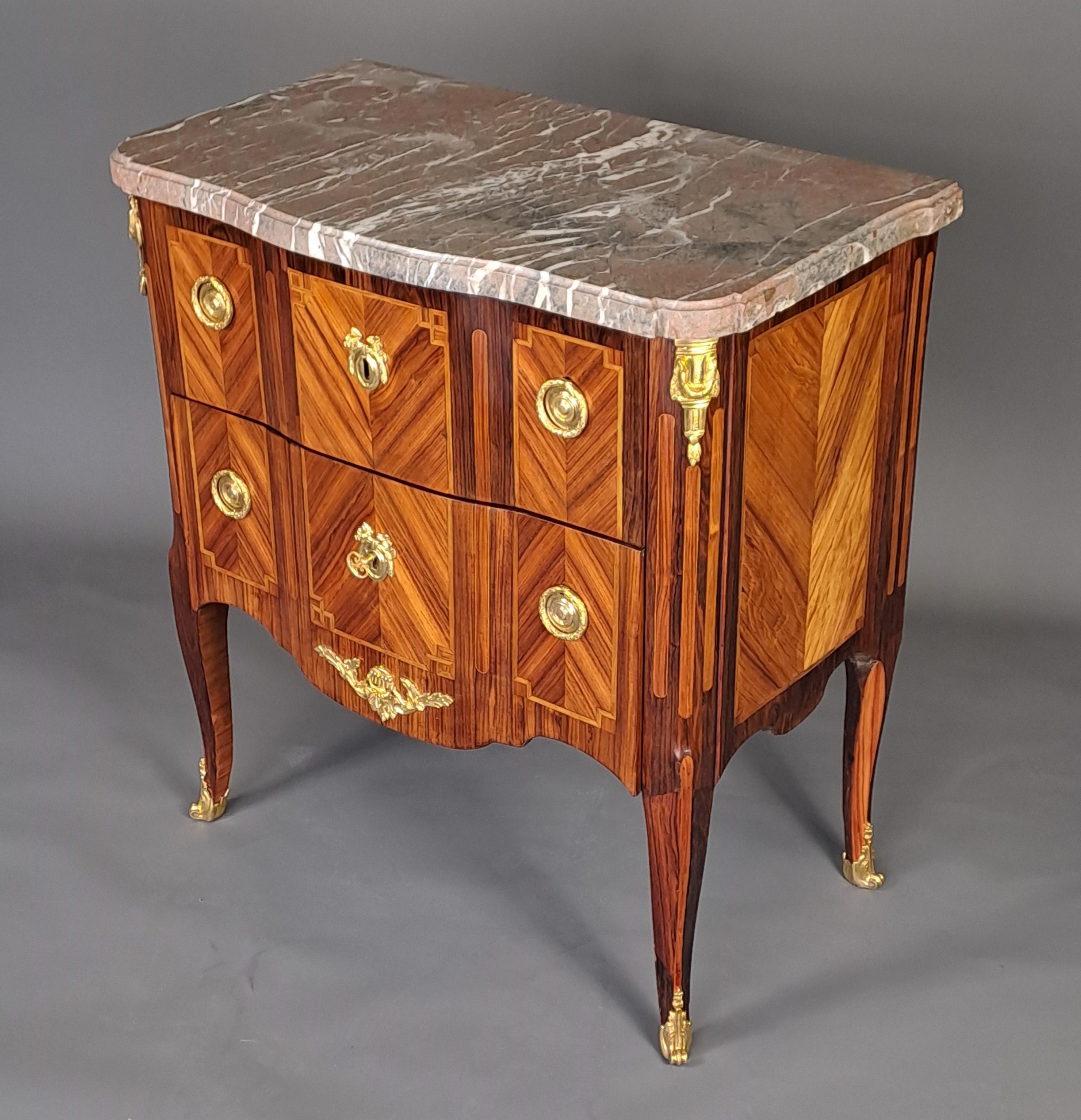Bronzo Commode di transizione con timbro Jean-Baptiste I. Tuart in vendita