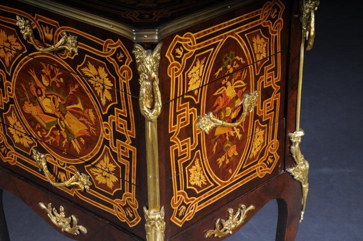 Tavolino di transizione Cassettiera Napoleone III intarsiata in vendita 4