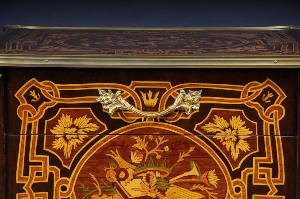 Ottone Tavolino di transizione Cassettiera Napoleone III intarsiata in vendita