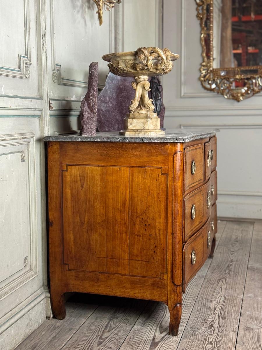 Francese Cassettiera in legno di ciliegio in stile di transizione, XVIII secolo in vendita