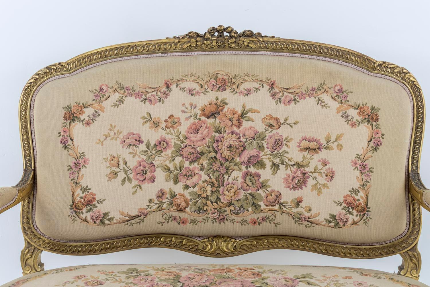 Transition Style Sofa in Giltwood and Tapestry, circa 1880 In Good Condition In Saint-Ouen, FR