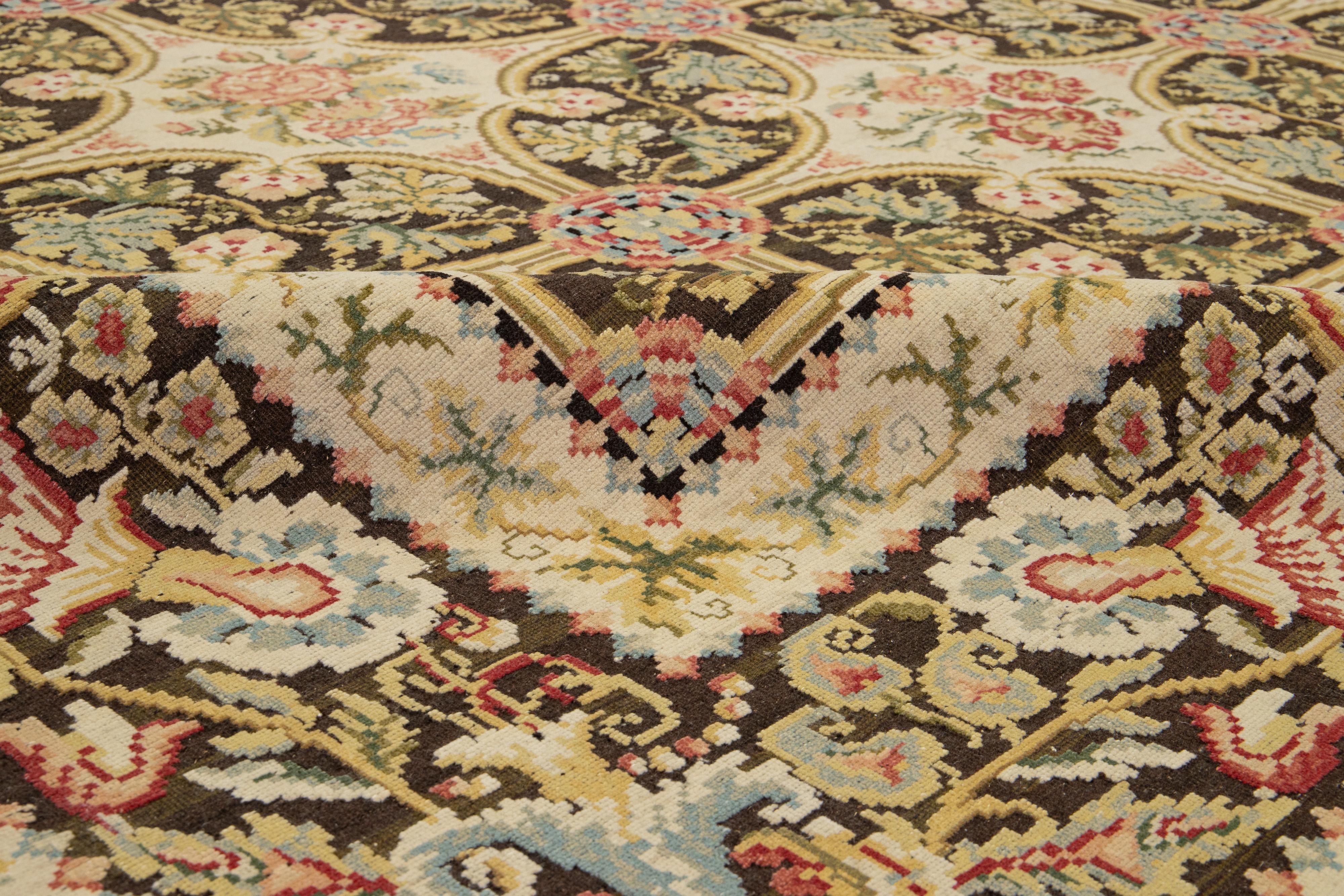 Transitional Basserabian Flatweave Wool Rug With French Motifs For Sale 3