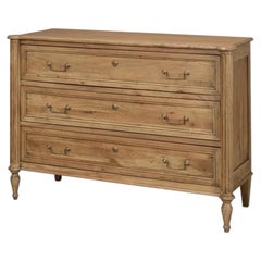 Commode de style transitionnel, finition « bois flotté »
