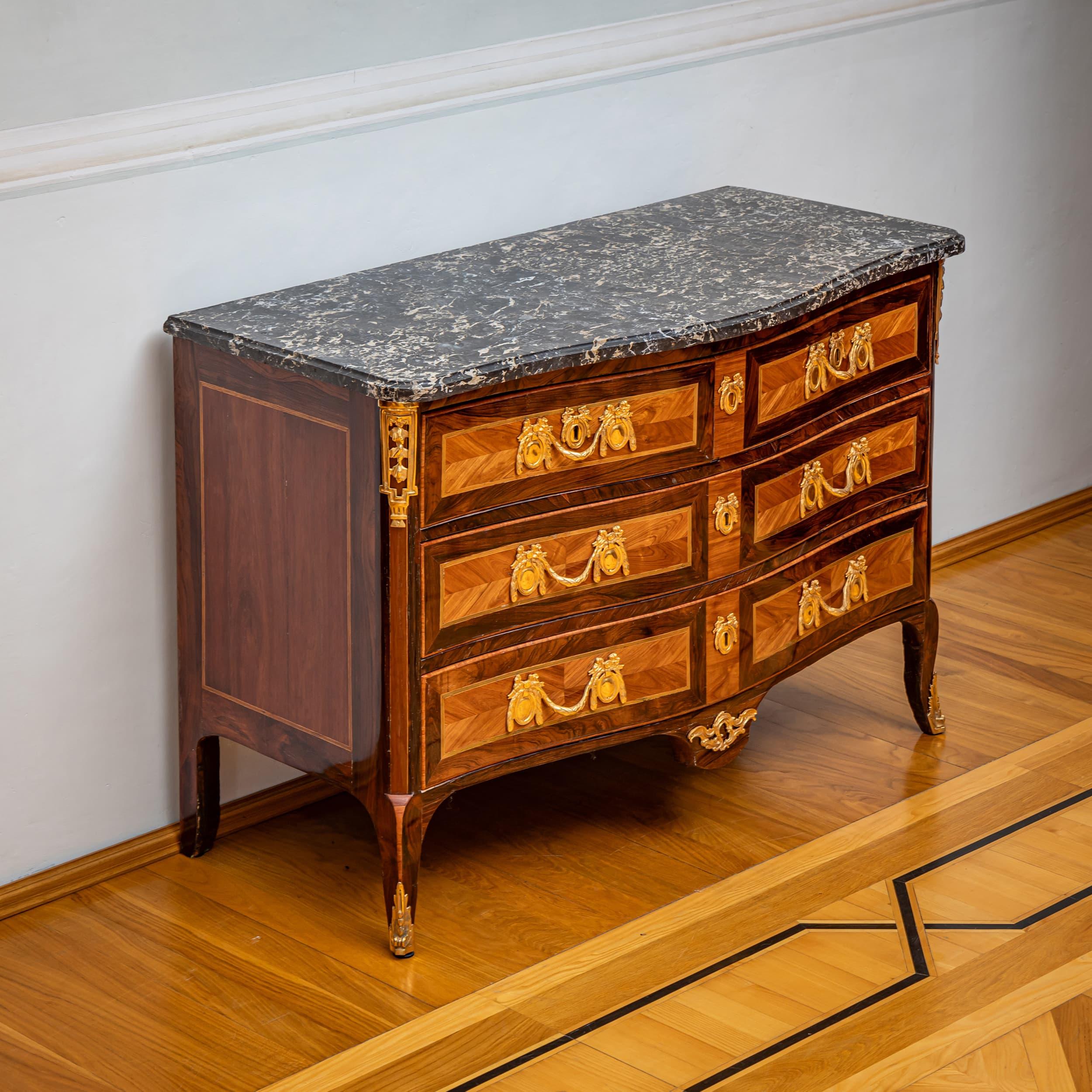 French Transitional Commode, France, Second Half of the 18th Century For Sale
