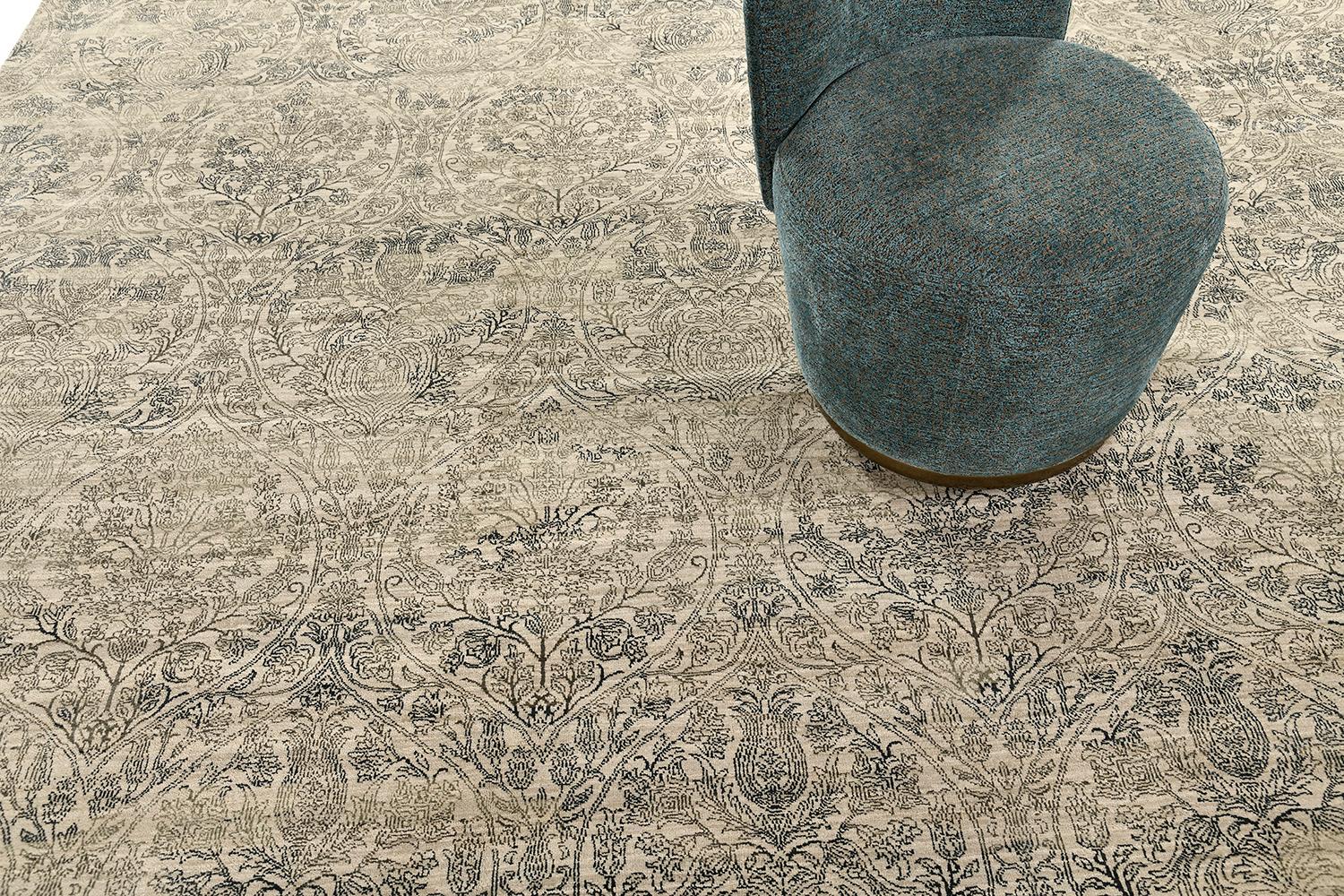Hand-Knotted Transitional Design Rug Allure Alberta For Sale