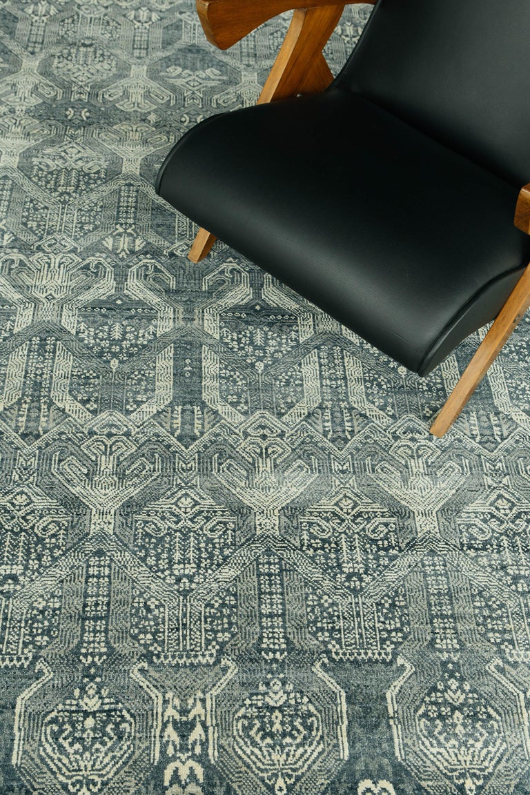 Transitional Design Rug Allure Dixon by Mehraban Rugs For Sale at 1stDibs