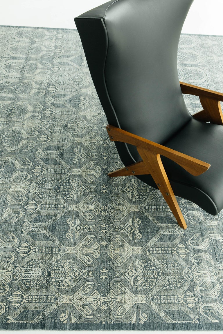 Transitional Design Rug Allure Dixon by Mehraban Rugs For Sale at 1stDibs