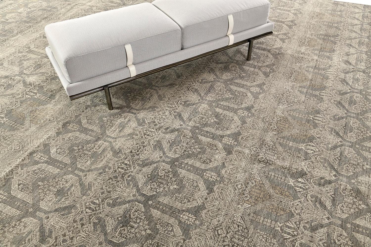 Transitional Design Rug Allure Dixson For Sale 1