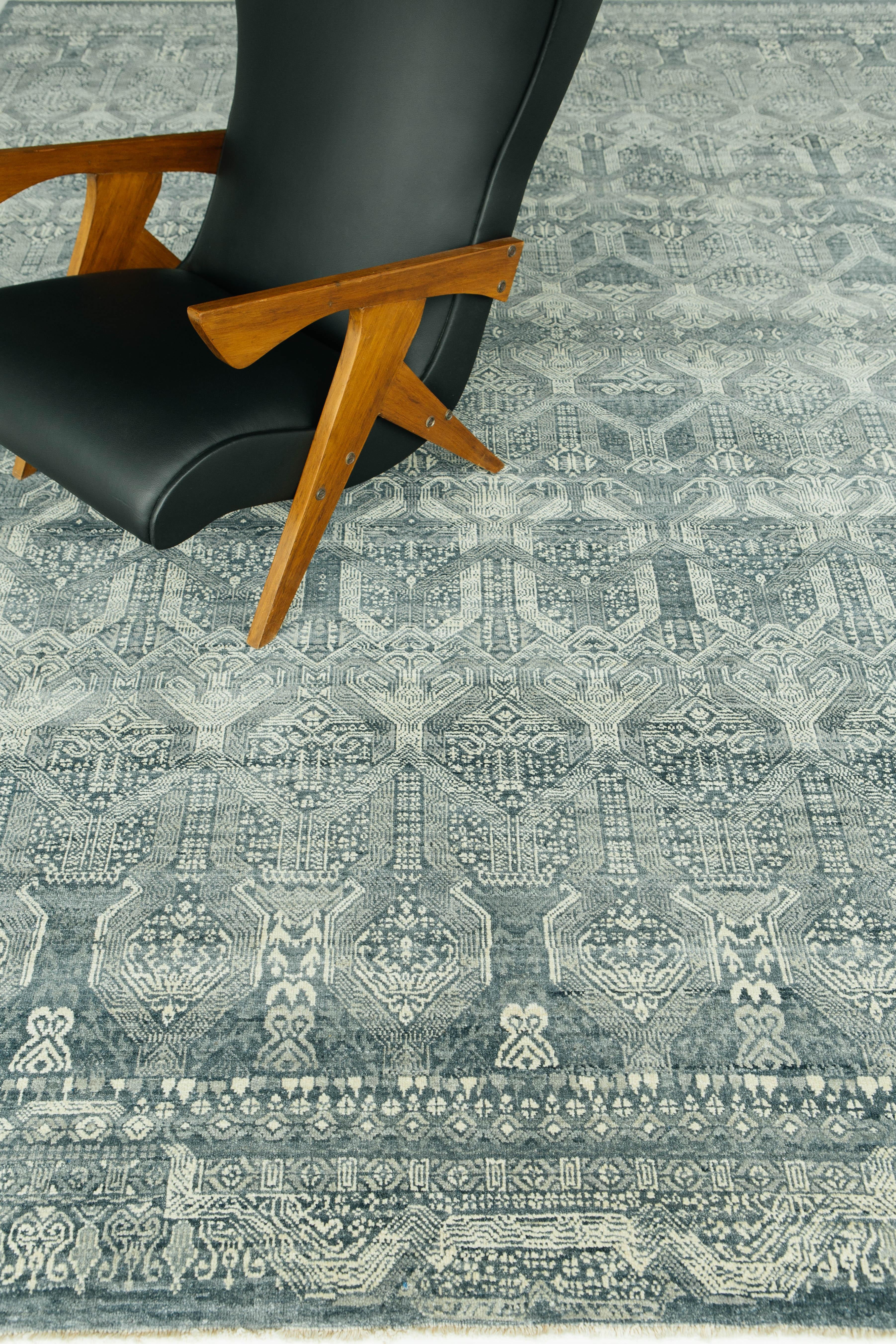 This unique transitional design from the Allure Collection is the epitome of elegance and refinement. Dixon is a wool pile weave that intricately weaves blue and ivory colors to perfection


Rug Number 26359
Size 9' 0