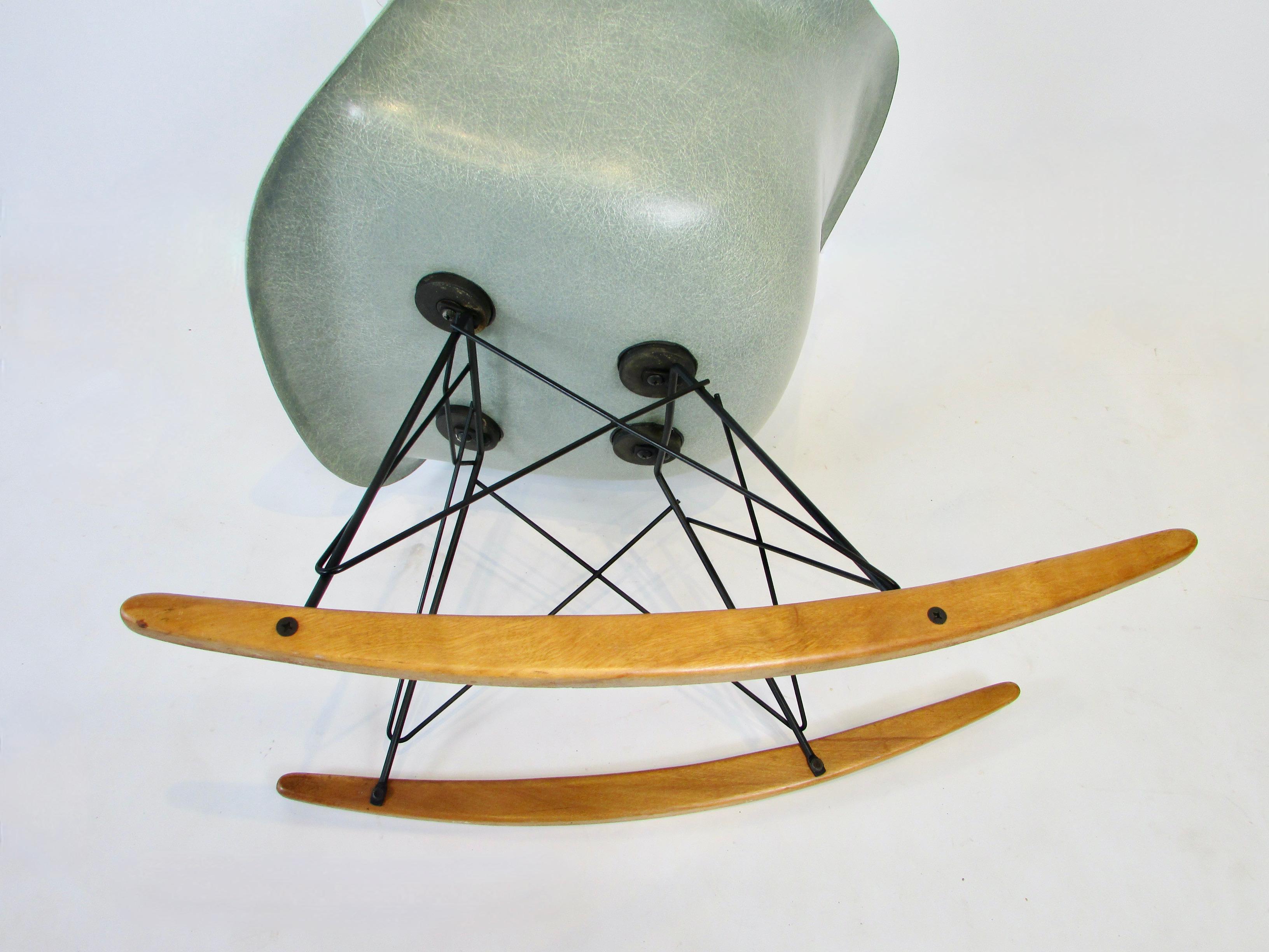 Transitional Eames for Herman Miller Fiberglass RAR Rocking Chair 5