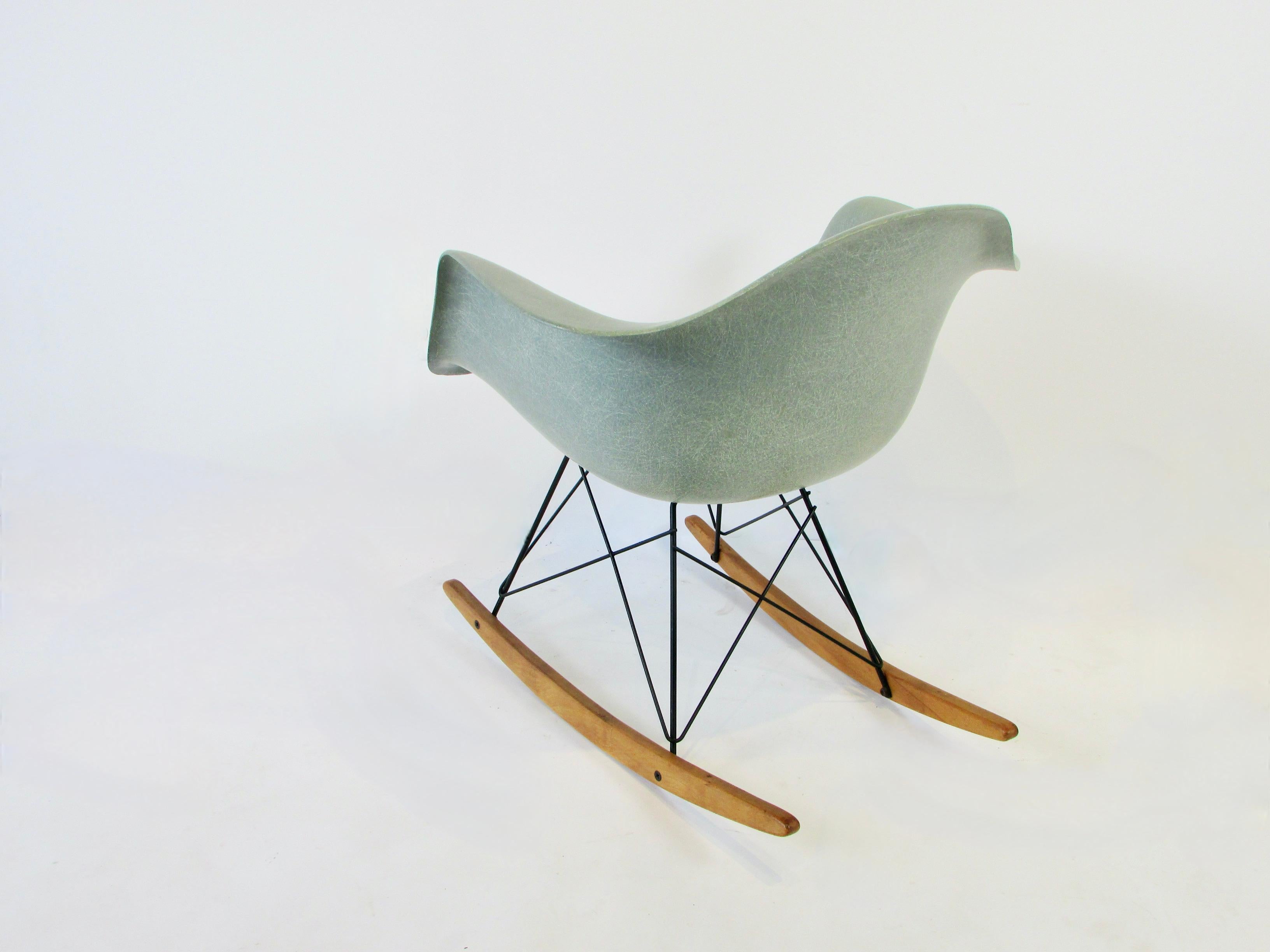 20th Century Transitional Eames for Herman Miller Fiberglass RAR Rocking Chair