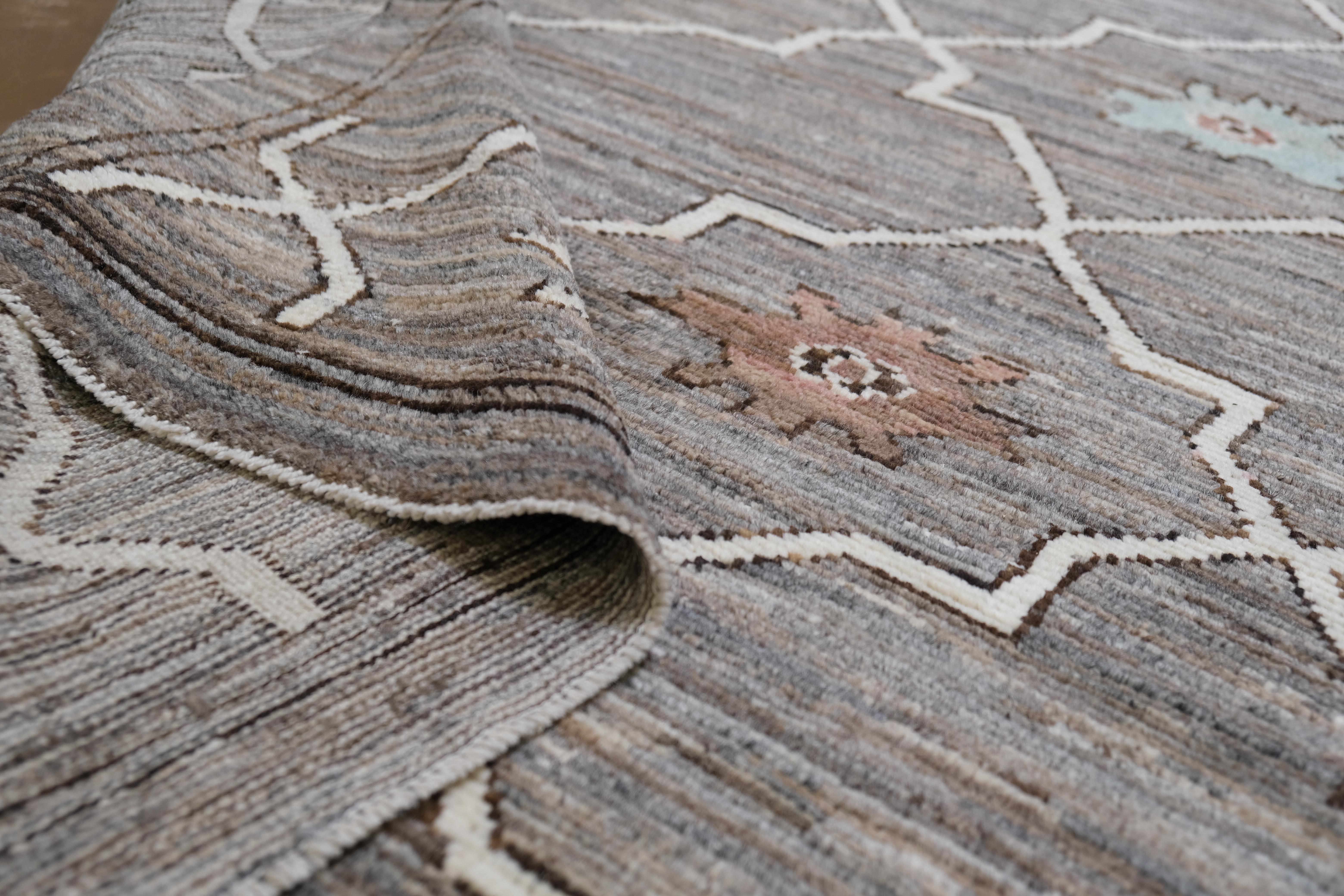 Pakistanais Tapis géométrique transitionnel en laine 10'x14' en vente