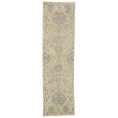 Nouveau tapis de couloir transitionnel avec chinoiserie romantique et style chic 