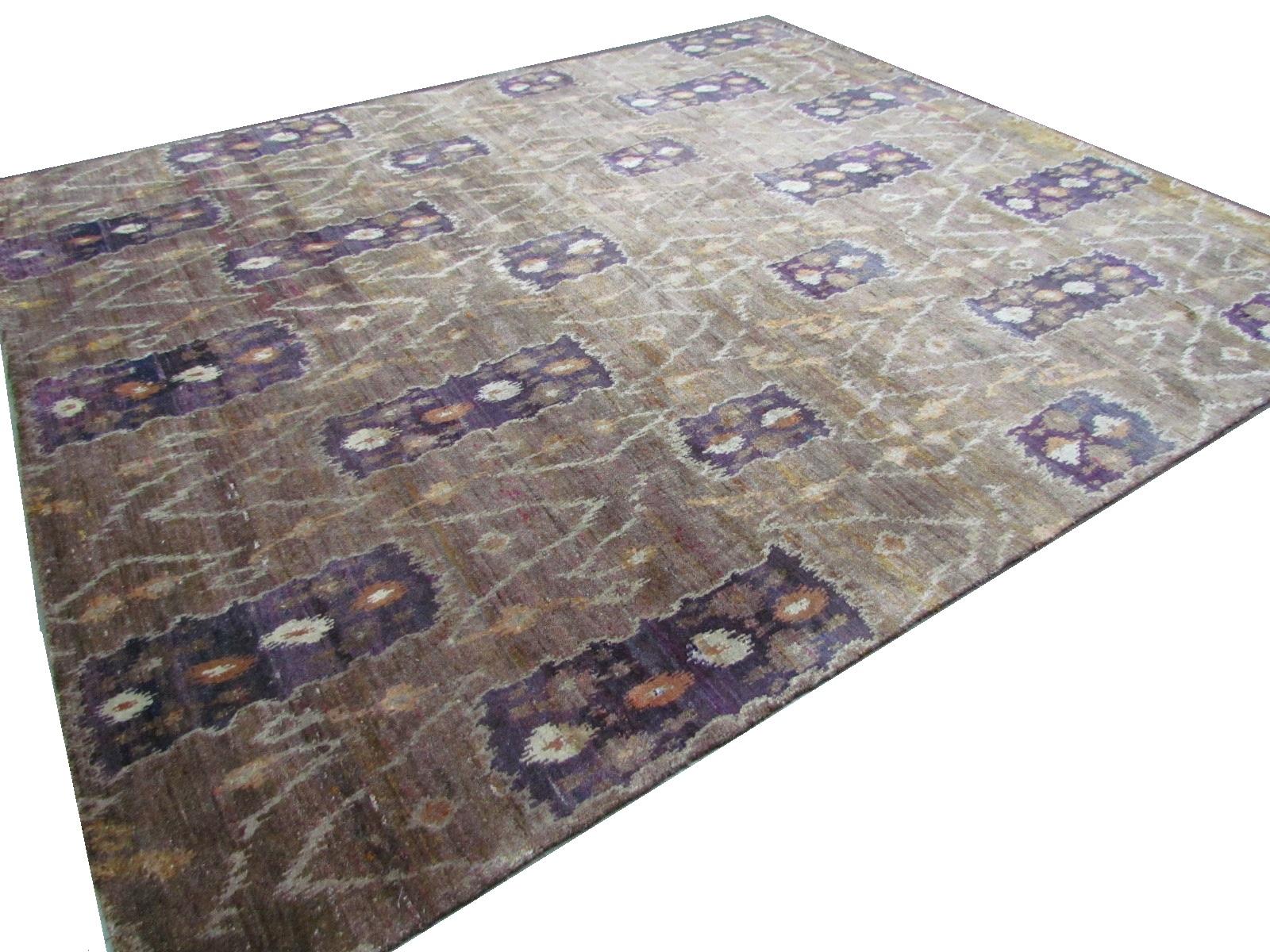 Contemporary Hand Knotted Silk Mauve Camel Eco-Friendly Rug in Stock For Sale 2