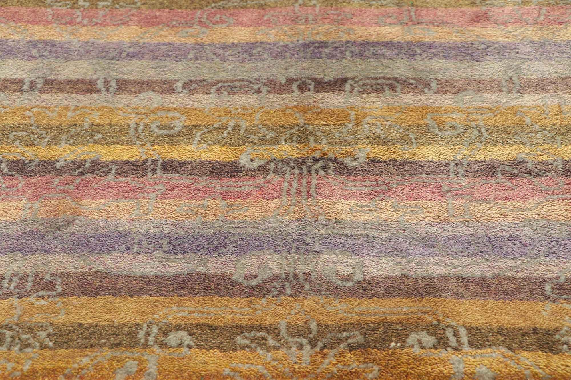 Transitional Indian Striped Area Rug, Classic Elegance Meets Bucolic Charm In New Condition For Sale In Dallas, TX
