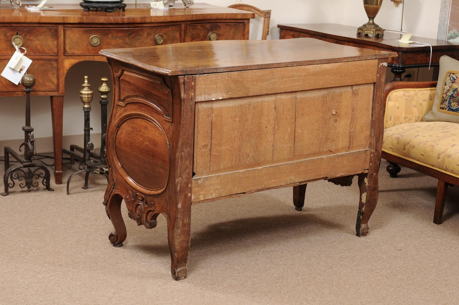 Transitional Louis XV/XVI Walnut Commode with Pierced Apron & Cabriole Legs For Sale 8