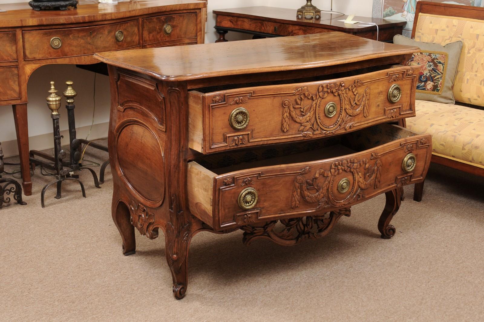 Transitional Louis XV/XVI Walnut Commode with Pierced Apron & Cabriole Legs For Sale 1
