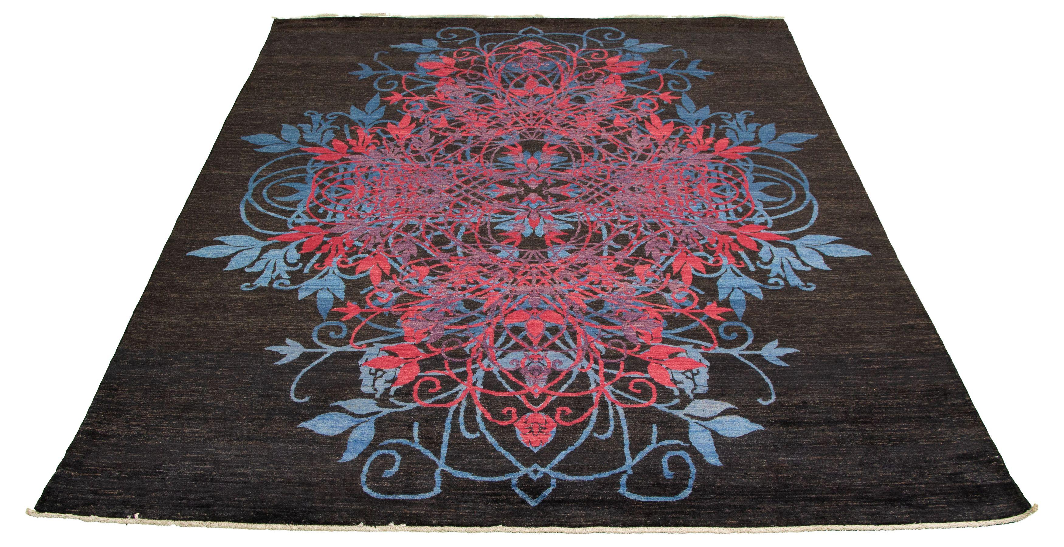 Wool Transitional Dual-Medallion Blue and Pink Hand-Knotted Carpet, 8' x 10' In New Condition For Sale In New York, NY