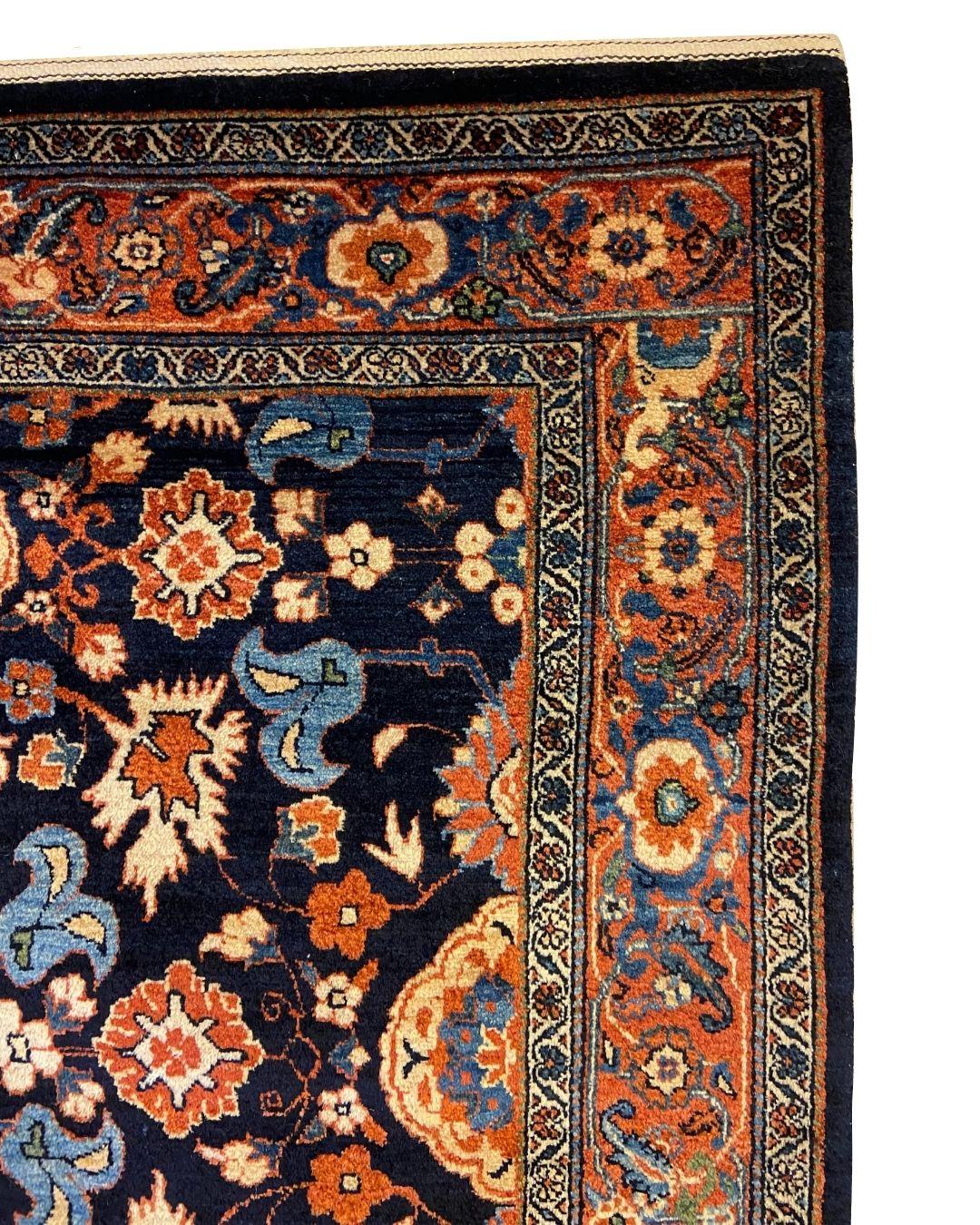 Teinture végétale Tapis persan transitionnel, laine indigo, rouge et bleue, 4' x 6', moderne/classique en vente