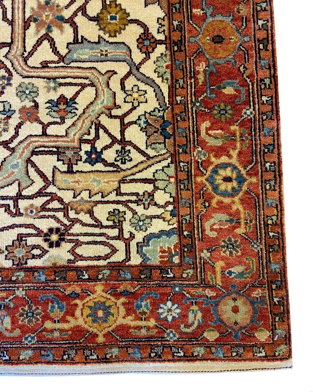 Indien Tapis transitionnel rouge, bleu, vert et crème noué à la main, 4' x 6' en vente