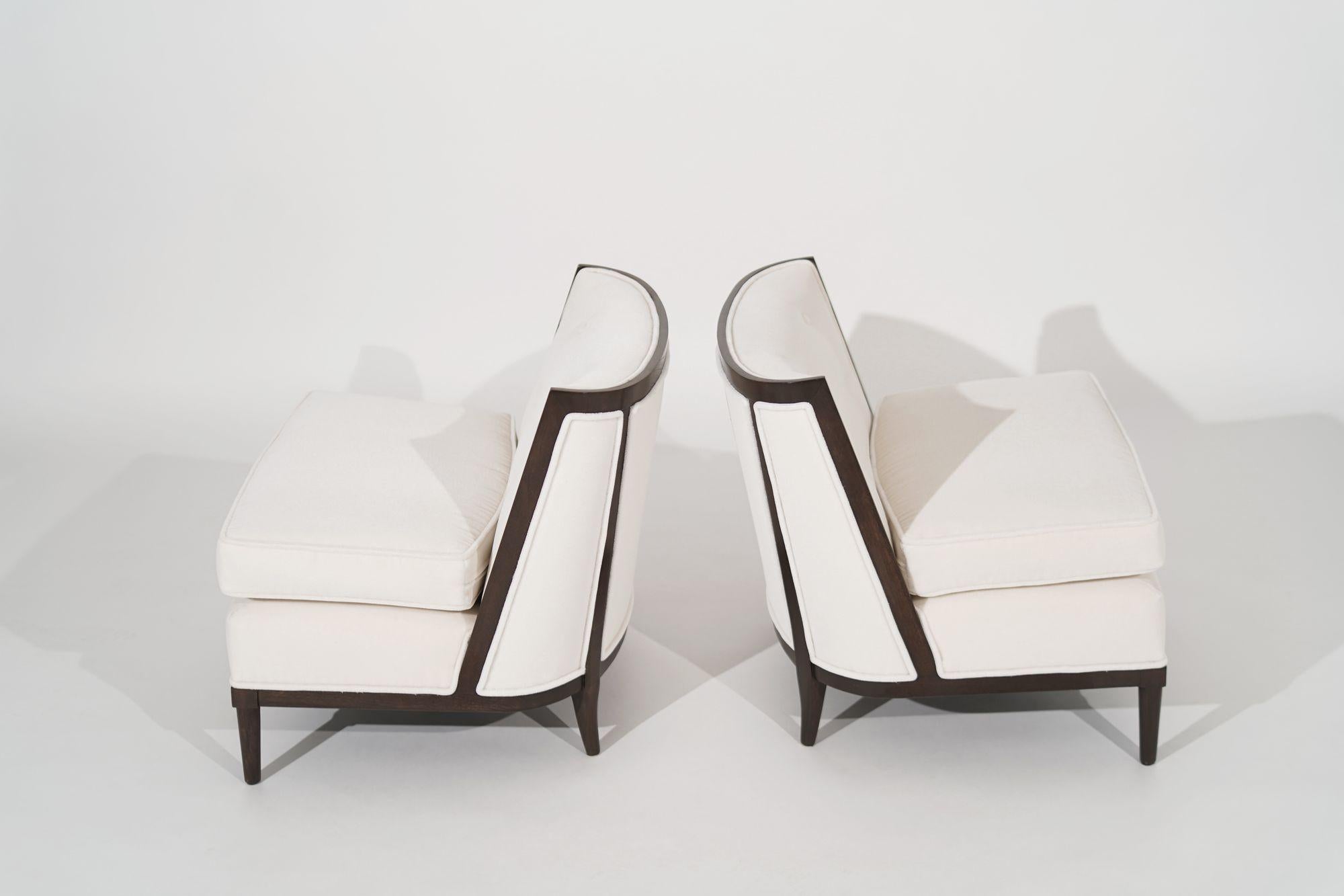 American Transitional Slipper Chairs in Ivory Mohair, circa 1950s For Sale