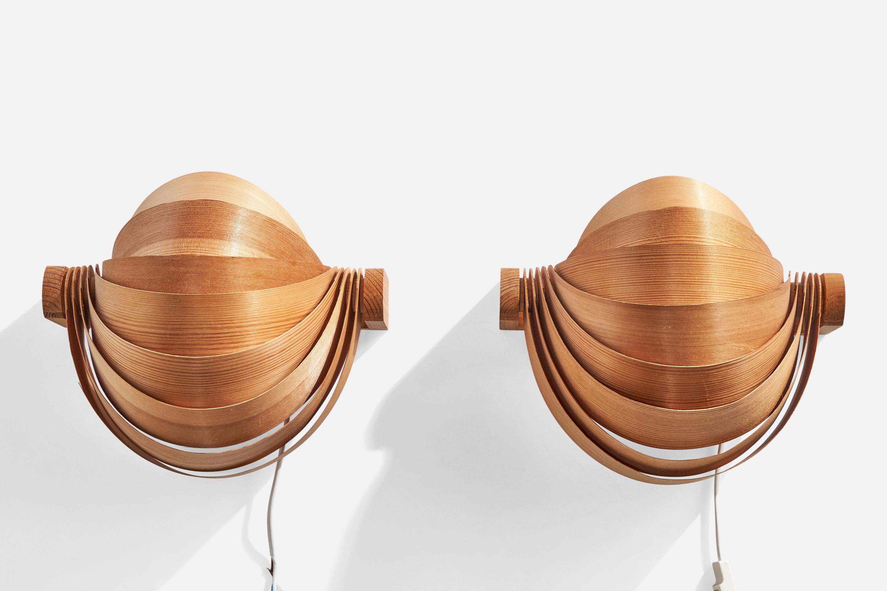 Late 20th Century Translandia, Wall Lights, Pine, Denmark, 1970s For Sale