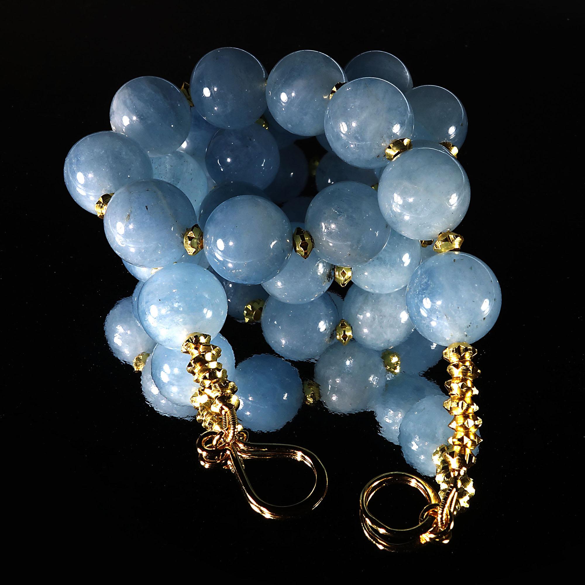 Gemjunky Translucent Aquamarine Choker Necklace with Gold Accents 3