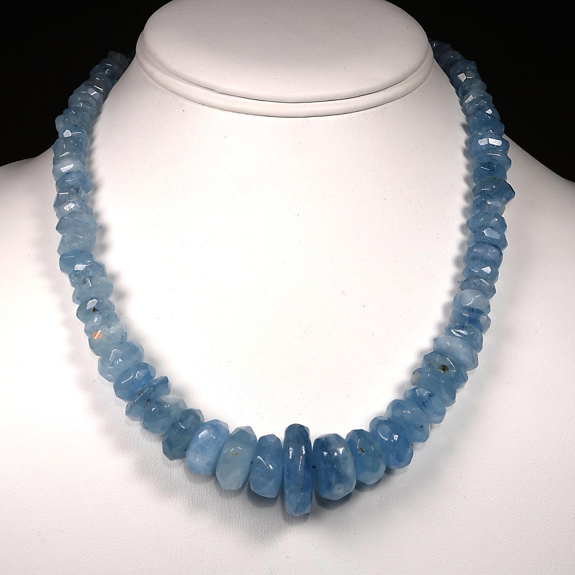 Gemjunky Magnificent Translucent Blue Aquamarine Rondelle Necklace 1