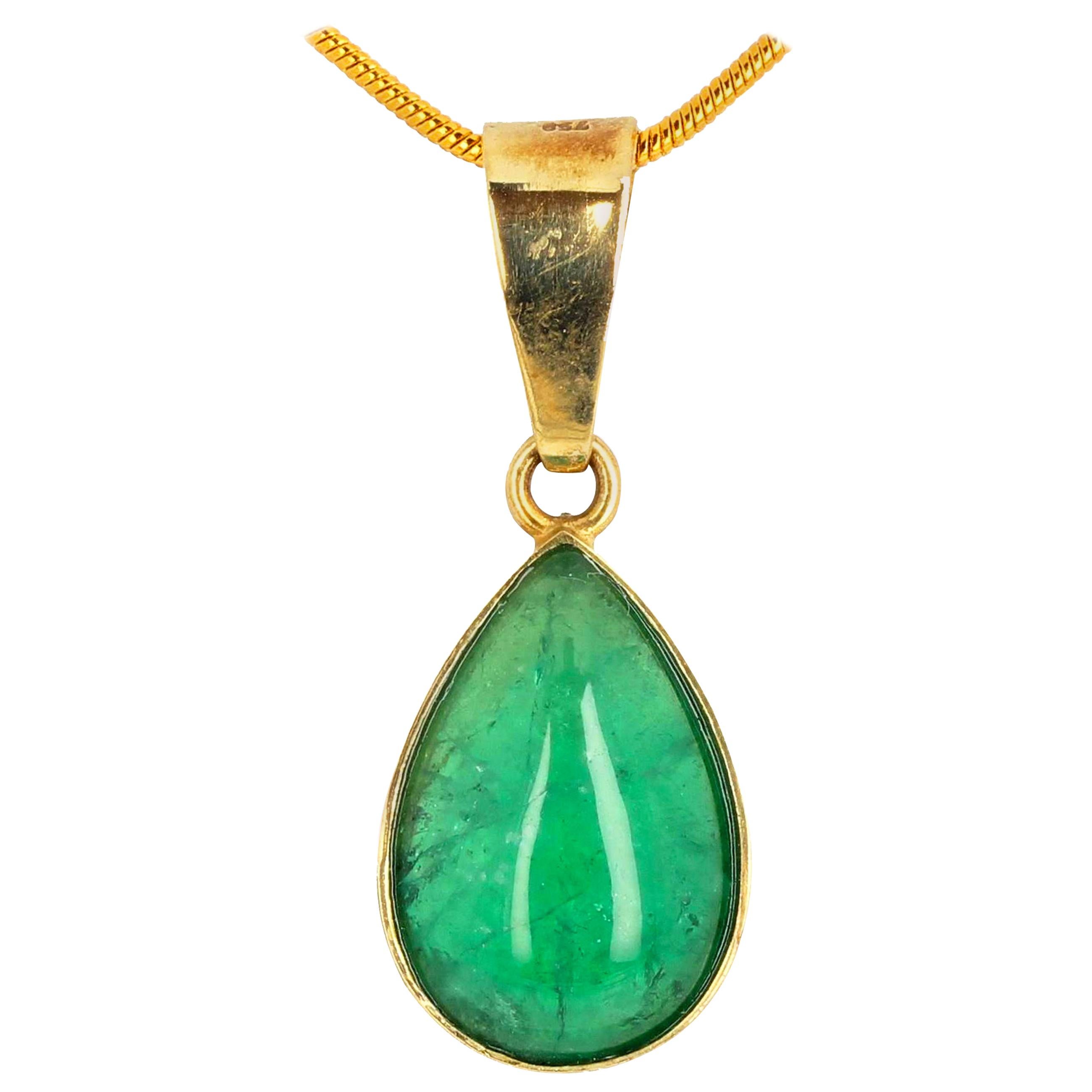 Translucent Glowing Emerald Gold Pendant