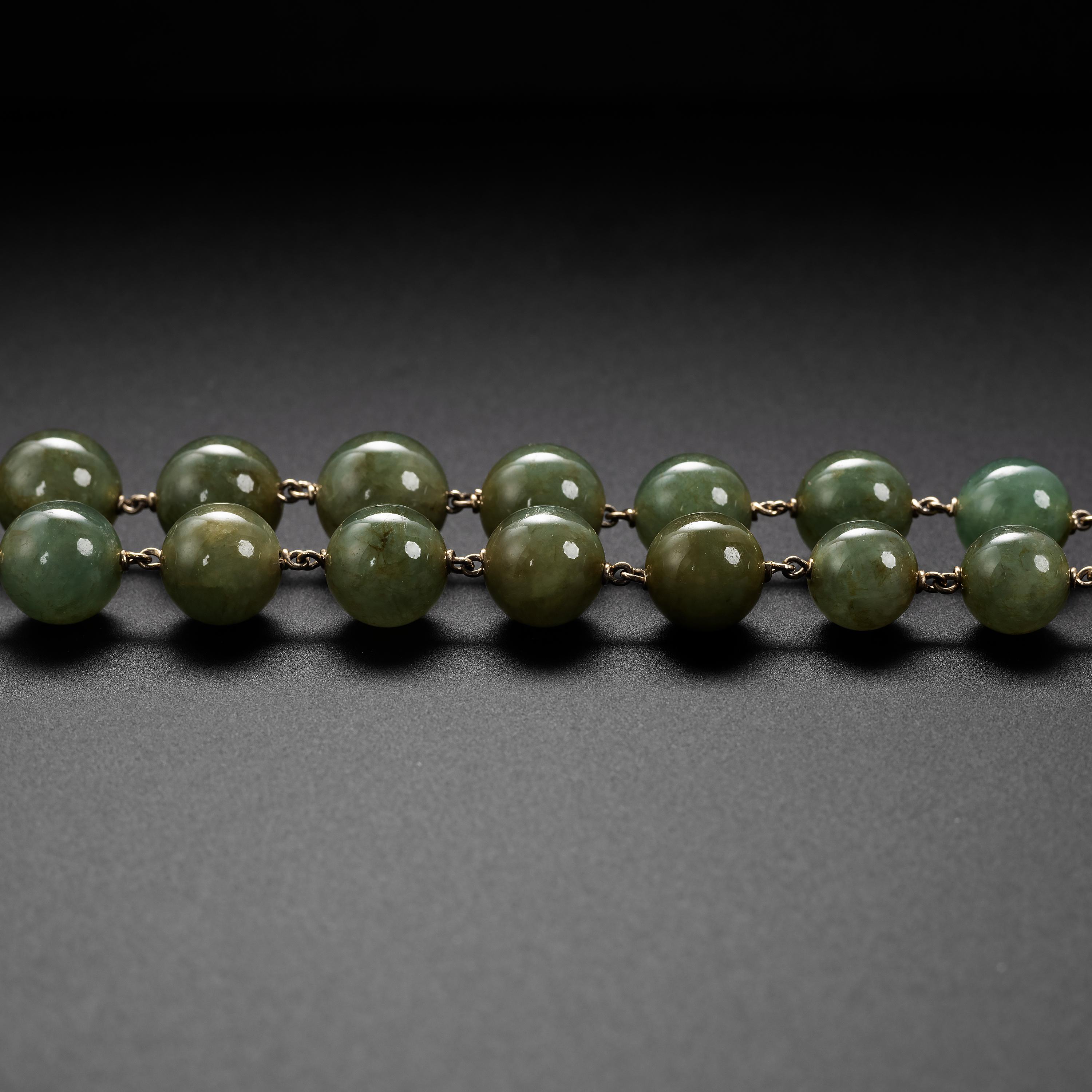 Translucent Jadeite Jade Beaded Necklace Midcentury Certified Untreated In Excellent Condition In Southbury, CT