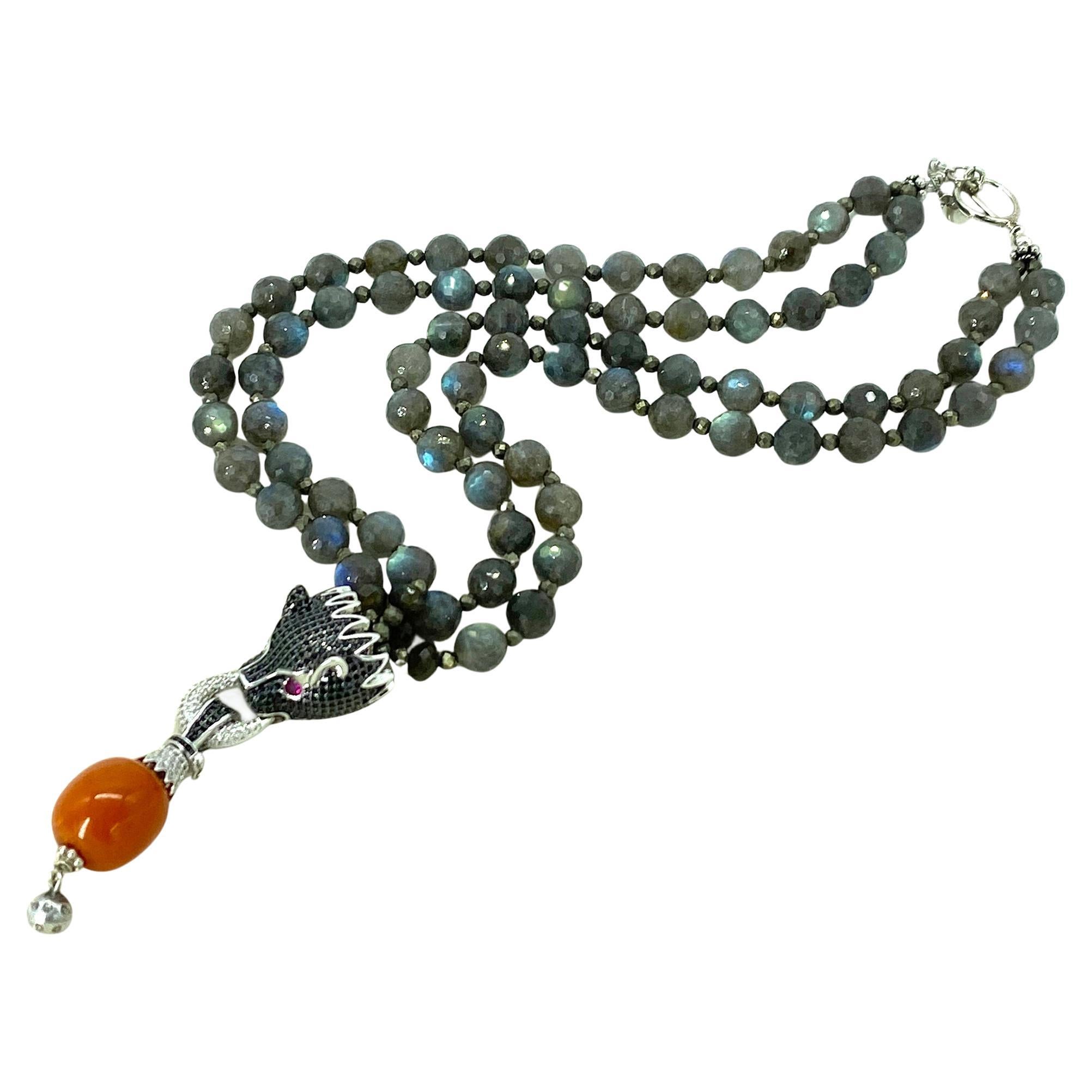 Collana a doppio filo di labradorite traslucida con ciondolo a forma di drago in vendita 2