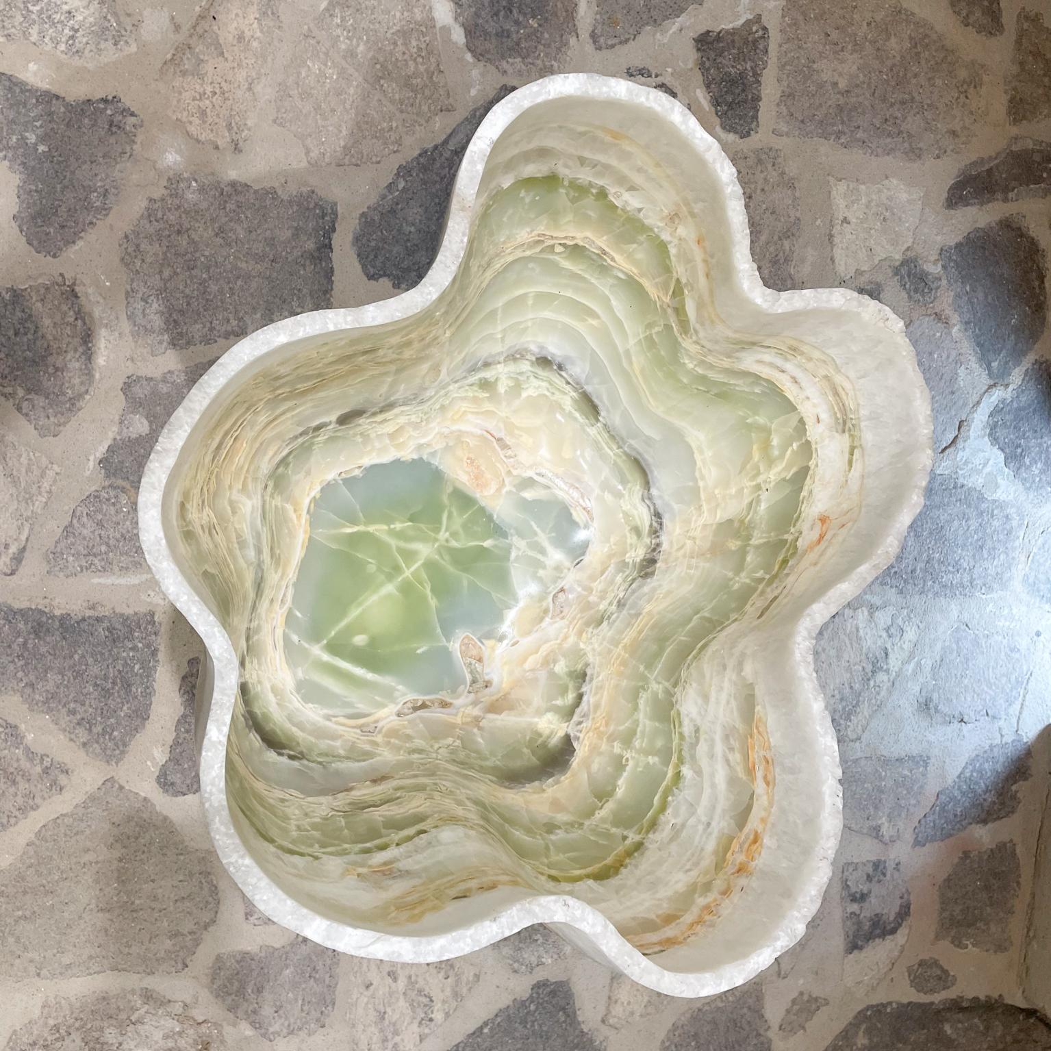Hand Carved Sculptural Onyx Stone Decorative Bowl Sink For Sale 3