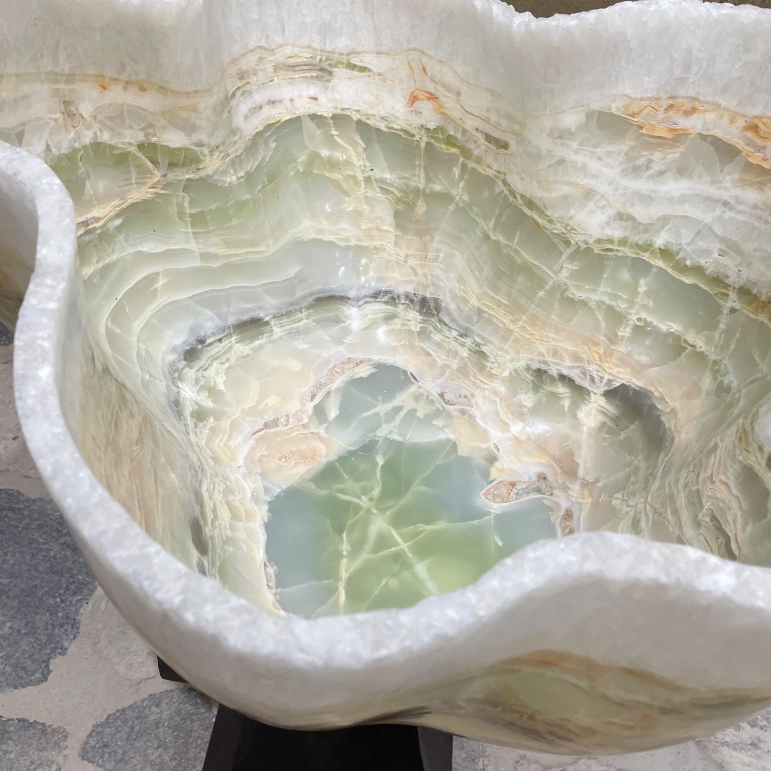 Hand Carved Sculptural Onyx Stone Decorative Bowl Sink For Sale 2
