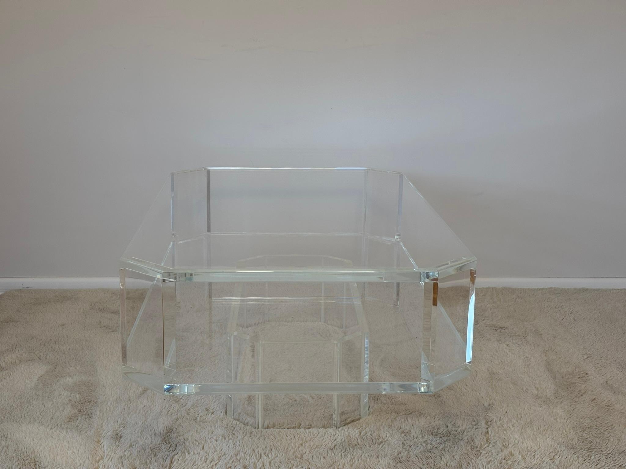 Transparent Acrylic Glass Coffee Table For Sale 3
