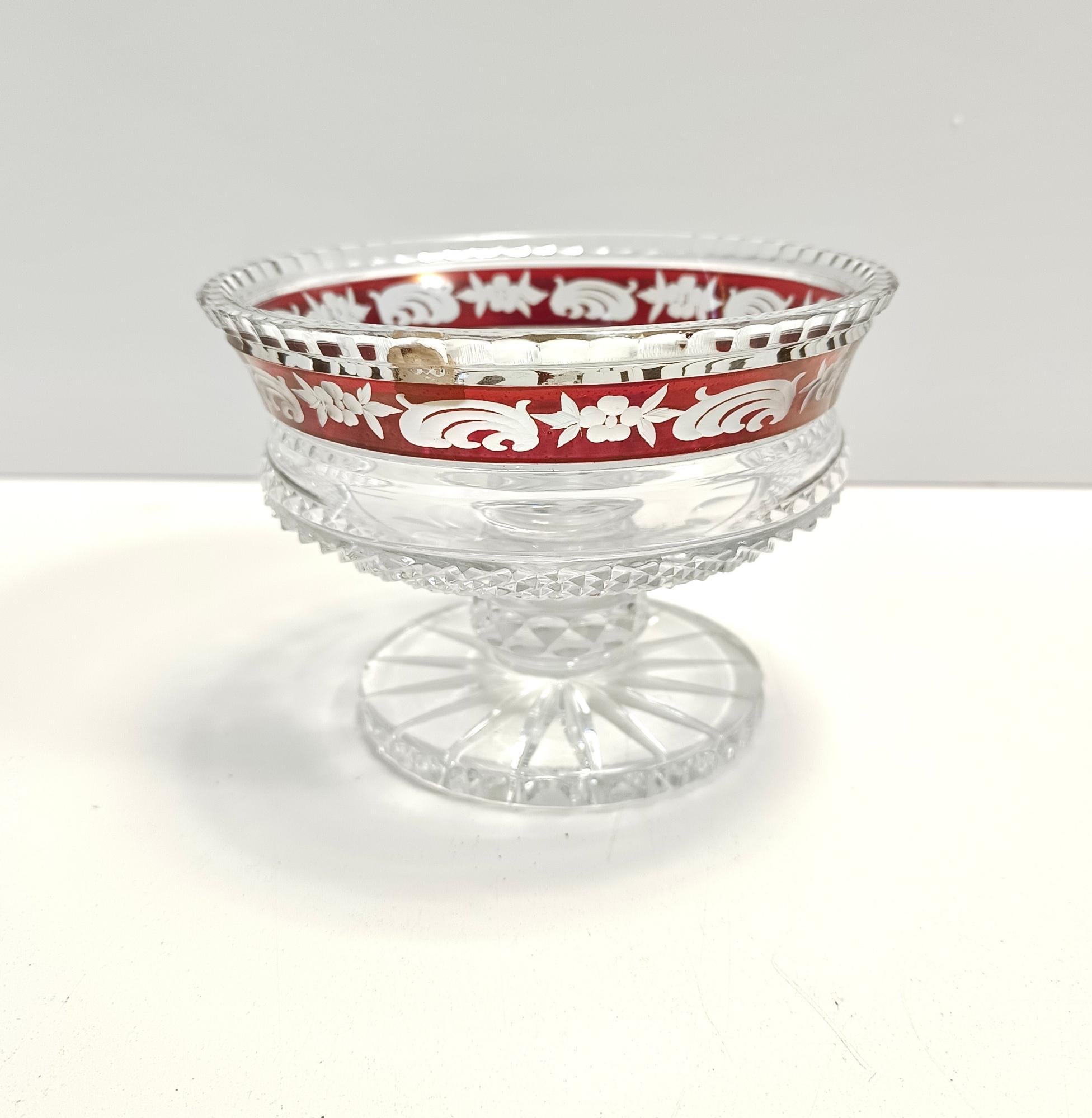 Transparent and Red Crystal Vide-Pouch / Centerpiece, Czech Republic In Excellent Condition For Sale In Bresso, Lombardy
