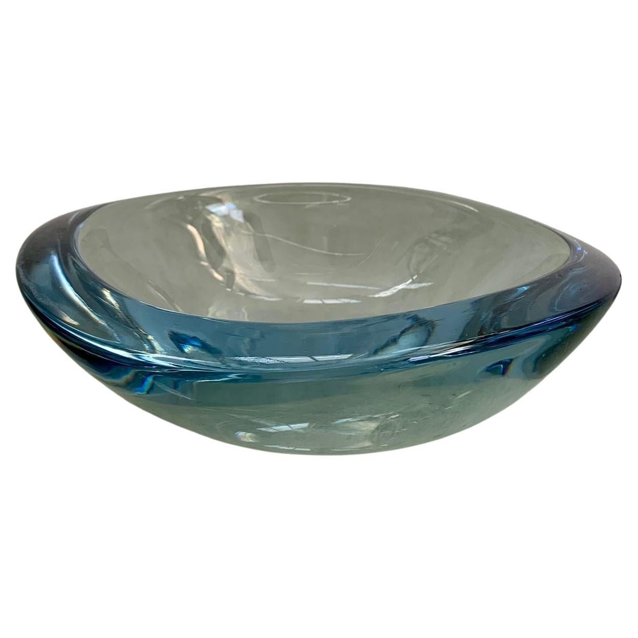 Coupe en verre de Murano bleu transparent, 1970