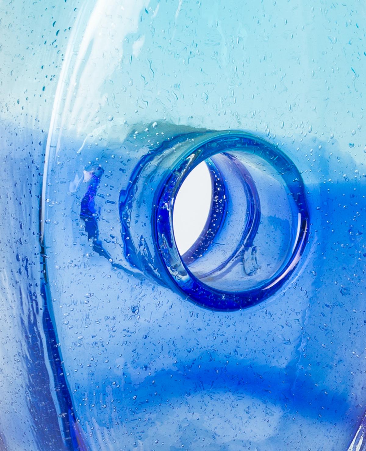 Transparent Blue Murano Glass Flowers Vase, Italy, 1970s In Good Condition In Roma, IT