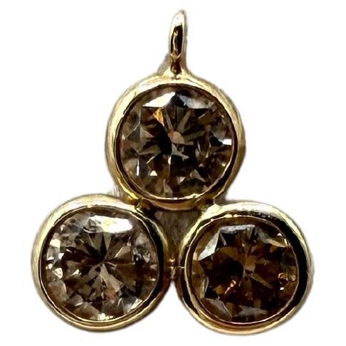 Transparent Floating champagne diamond pendant necklace 14KT gold VERY RARE For Sale