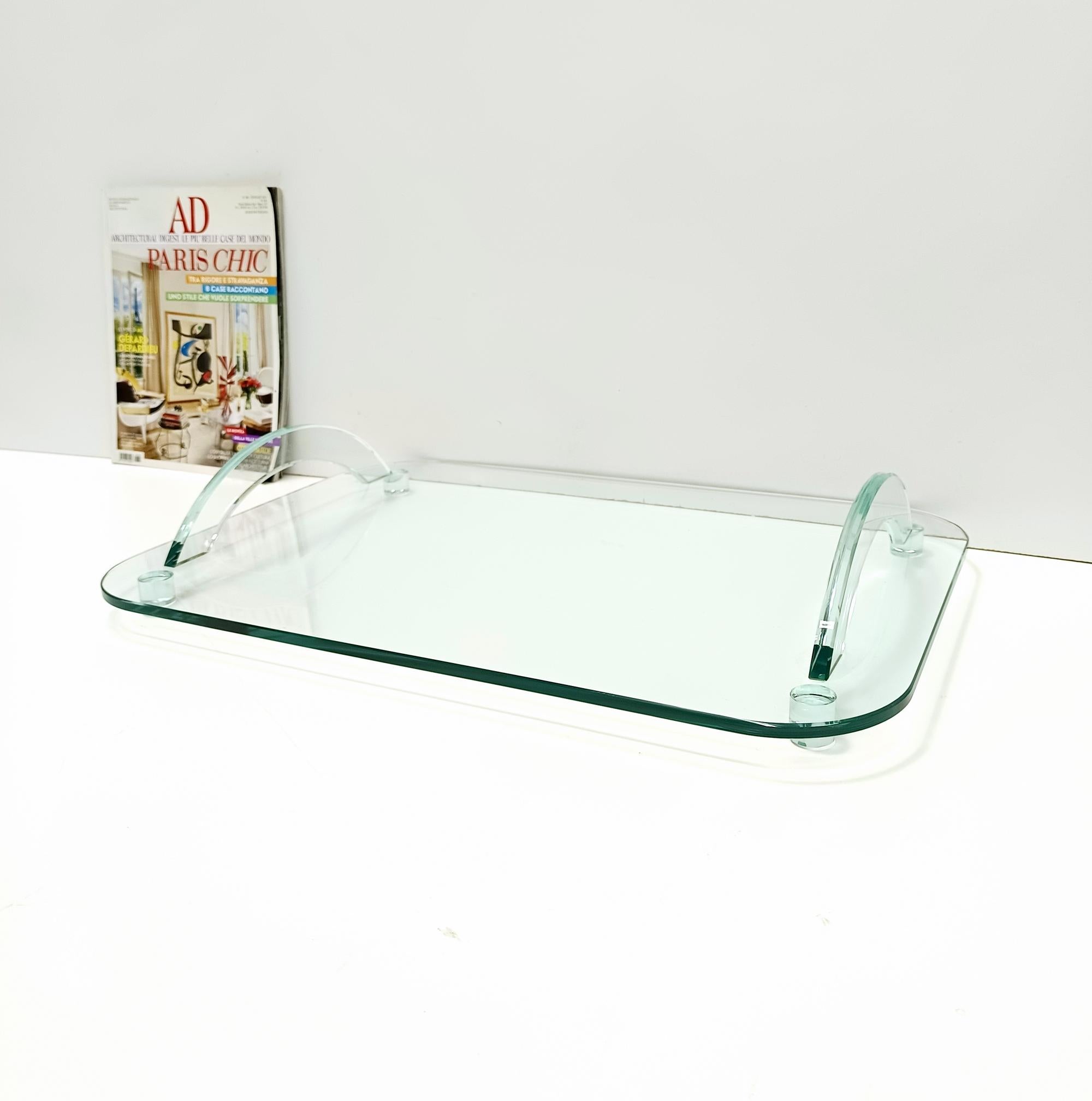 Bandeja de cristal transparente al estilo de Fontana Arte, Italia Años 80 Posmoderno en venta