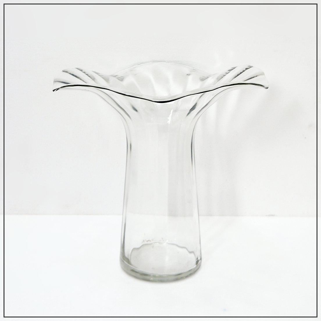 Vaso in vetro trasparente attribuito a Peill & Putzler - CIRCA 1970 in vendita 2