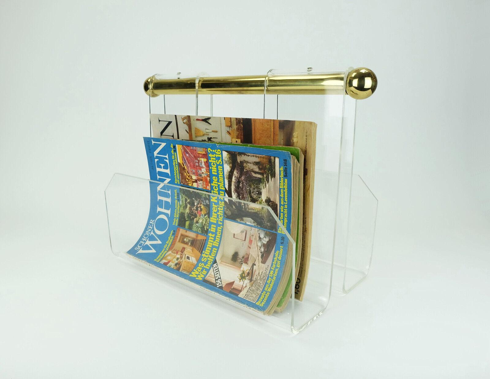transparent lucite acrylic MAGAZINE RACK 1970s 1980s space age For Sale 5