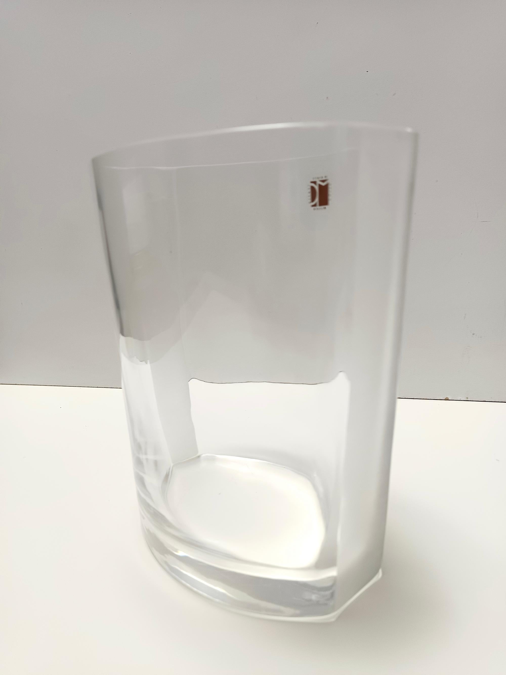 Vaso trasparente in vetro di Murano di Carlo Moretti, firmato ed etichettato, Italia anni '90 In condizioni ottime in vendita a Bresso, Lombardy
